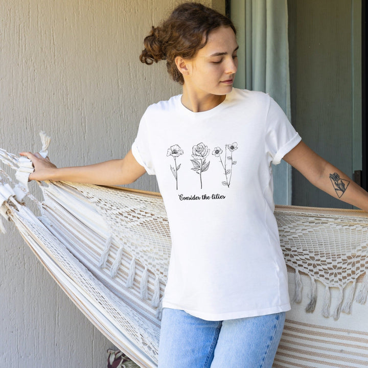 Lilies Tee - Emerald Promise